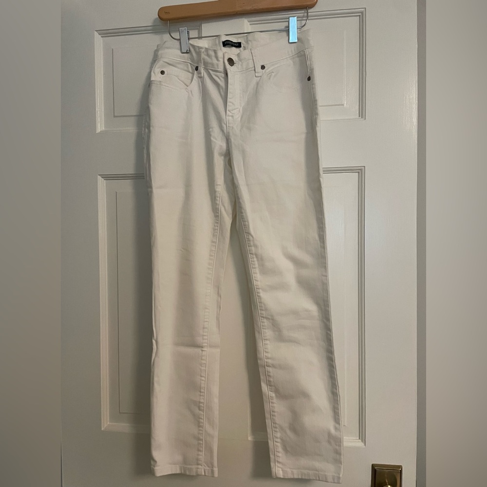 Eileen Fisher Straight Leg white Jeans waist 27- were listed as 28 but fit 27.